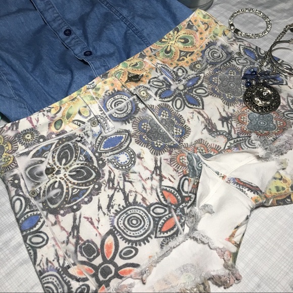 SOLD DESIGN LAB BLEEKER BABY SHORTS - Picture 2 of 8